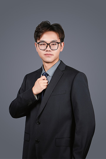 陈治君老师照片